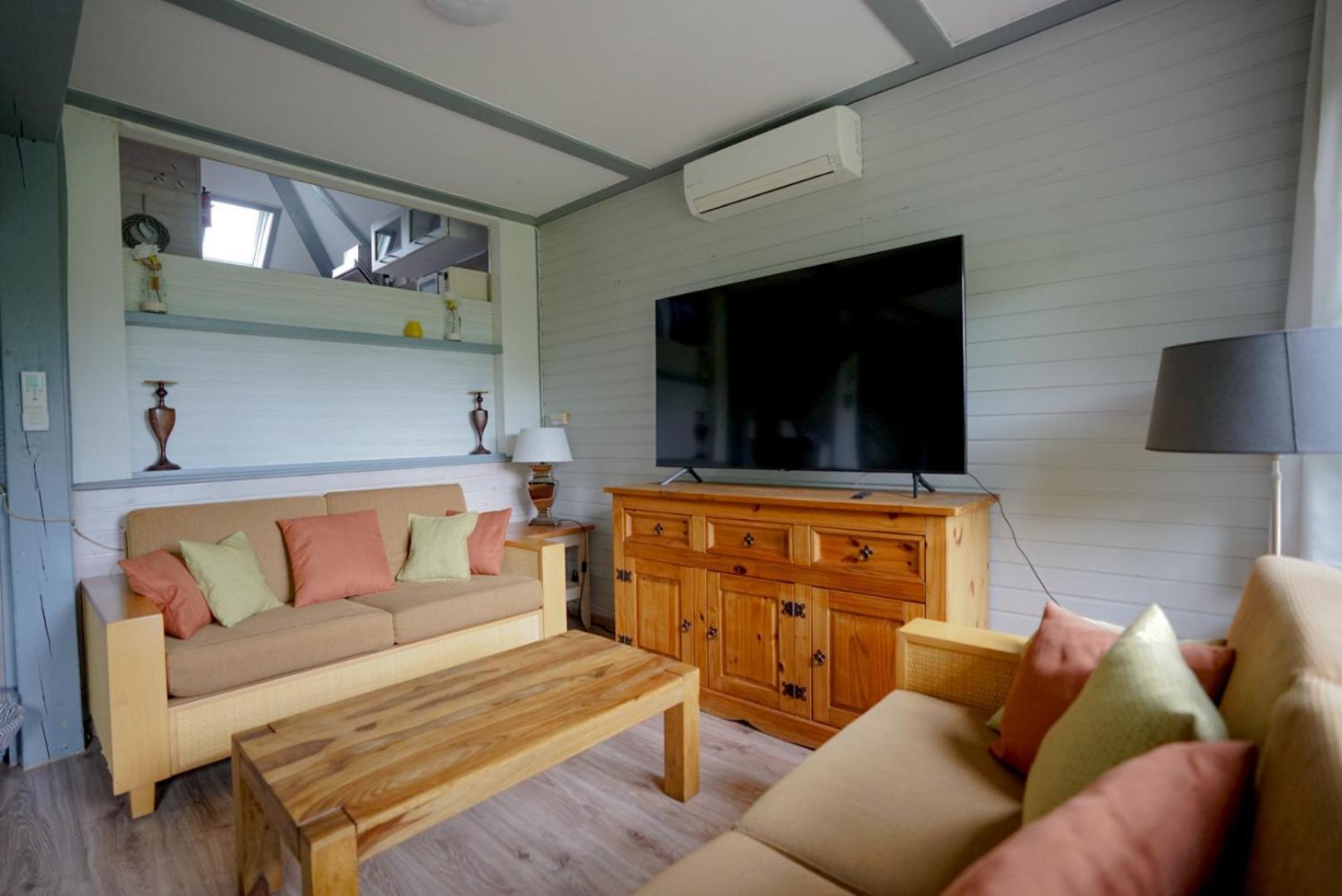 Ferienhaus "Schmetterling" Am See Im Bergland 基希海姆 外观 照片